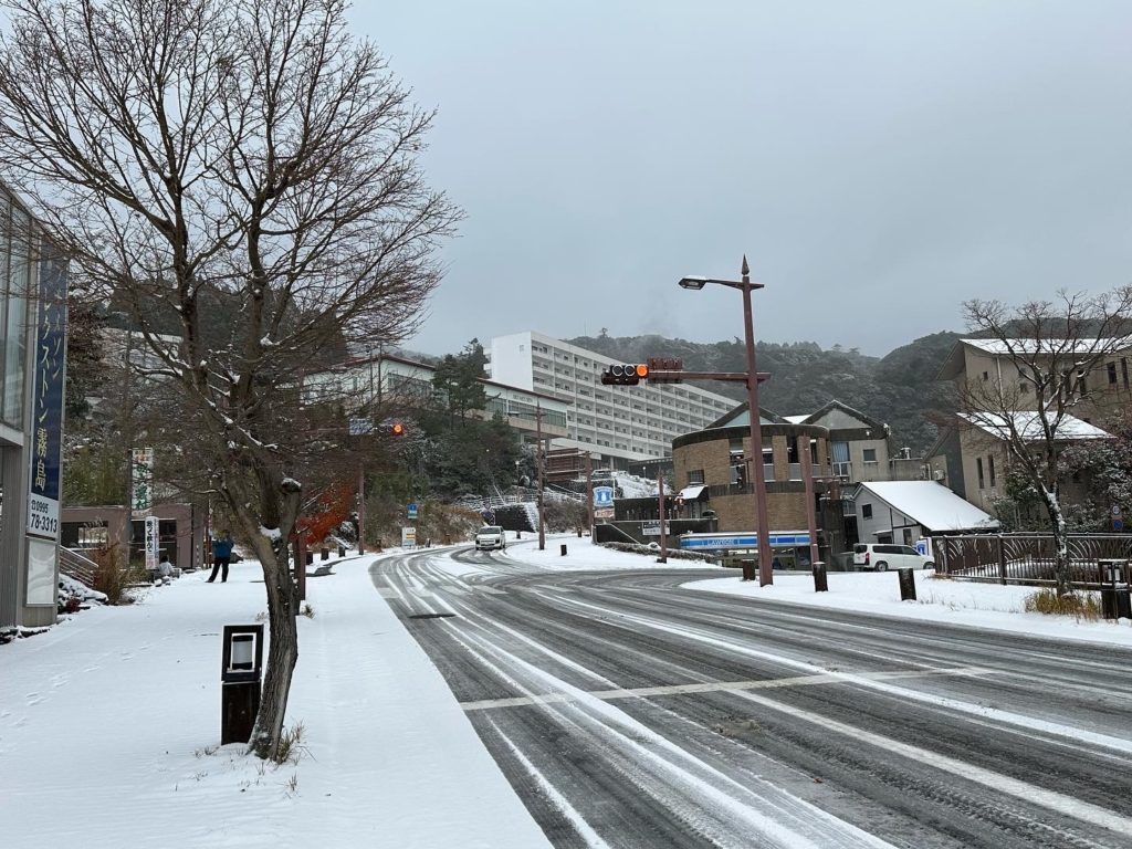12月23日降雪状況（R223霧島神宮～霧島温泉丸尾 AM9時）