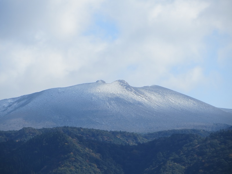 霧島連山に初冠雪！！