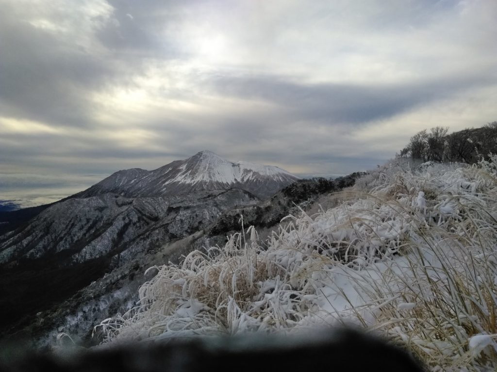 霧島大幡山の雪と氷瀑