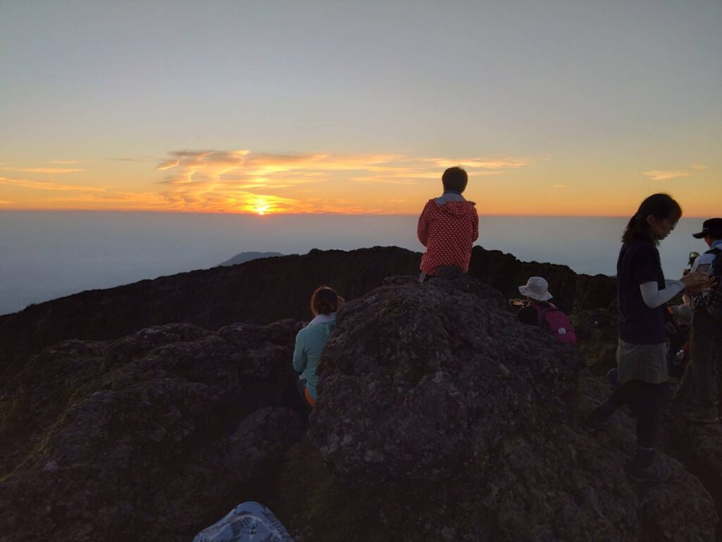 韓国岳　日の出登山を開催しました🌄