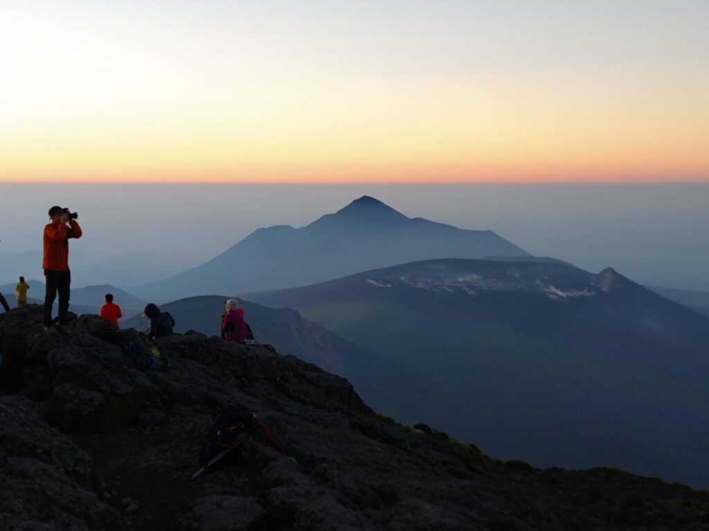 韓国岳　日の出登山を開催しました🌄